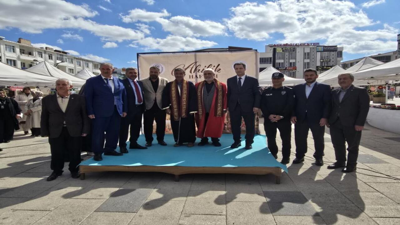 Sorgun’daki Ahilik Haftası kutlamalarında iki esnafa ödül