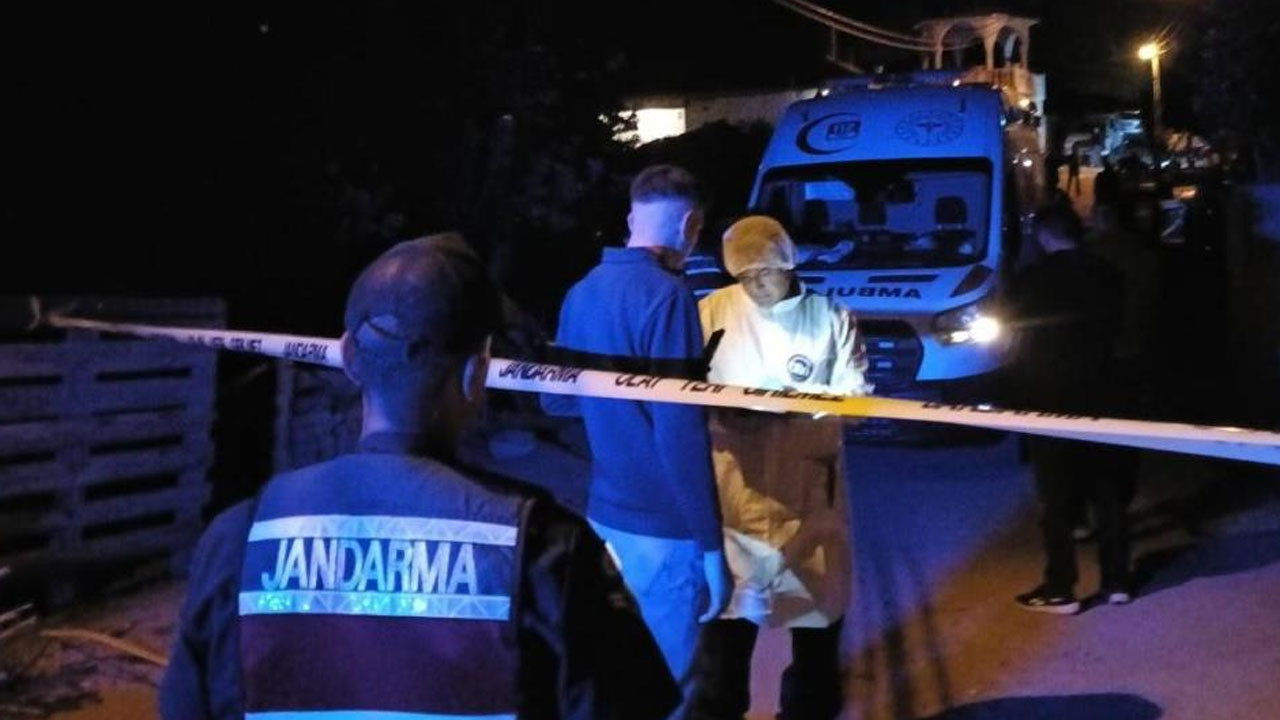 Aksaray feci kaza! Kırşehir'de de aile faciası: Anne ve babasını bıçakla öldürdü