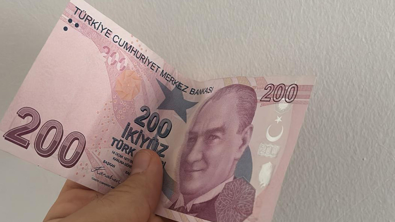 200 TL'nin gücü tükeniyor! Asgari ücretlinin 1,5 saatlik karşılığı...