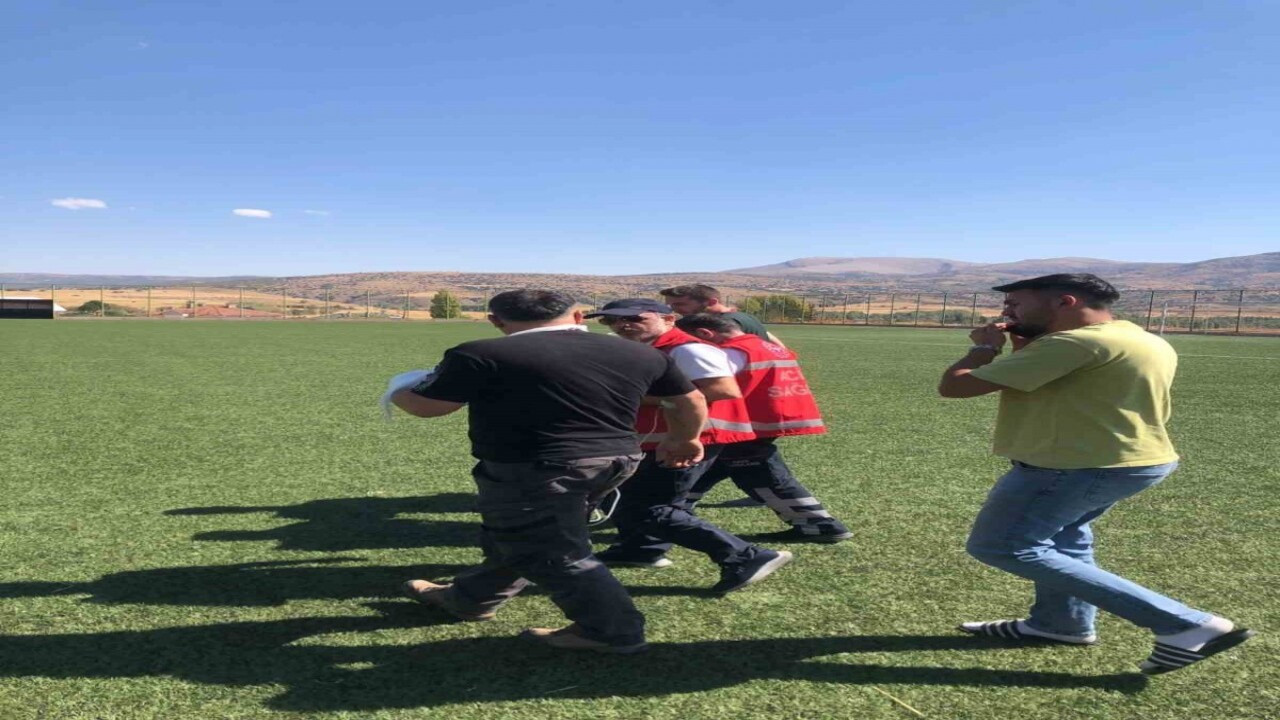 Yozgat’ta parmağı kopan vatandaş için ambulans helikopter, rotayı Ankara’ya kırdı