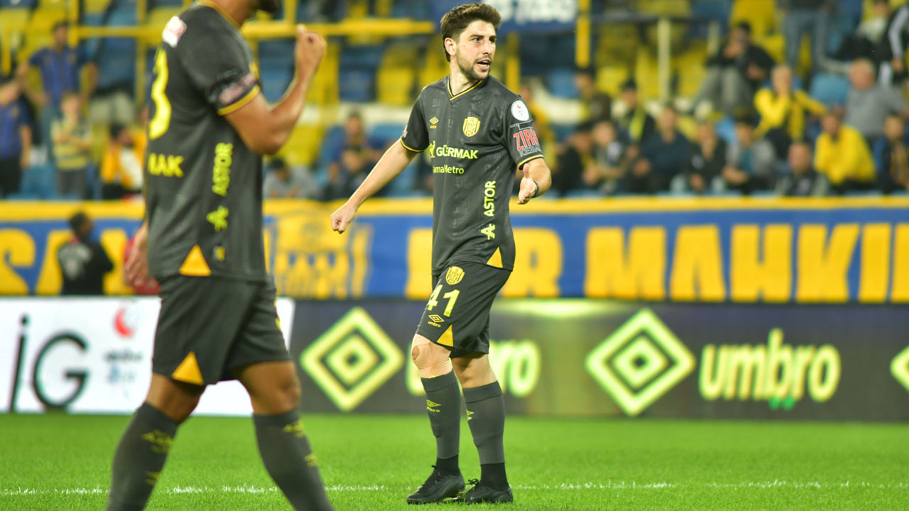 Mervan Yusuf Yiğit kimdir? Nereli ve kaç yaşında? Mervan Yusuf Yiğit hangi takımlarda oynadı?