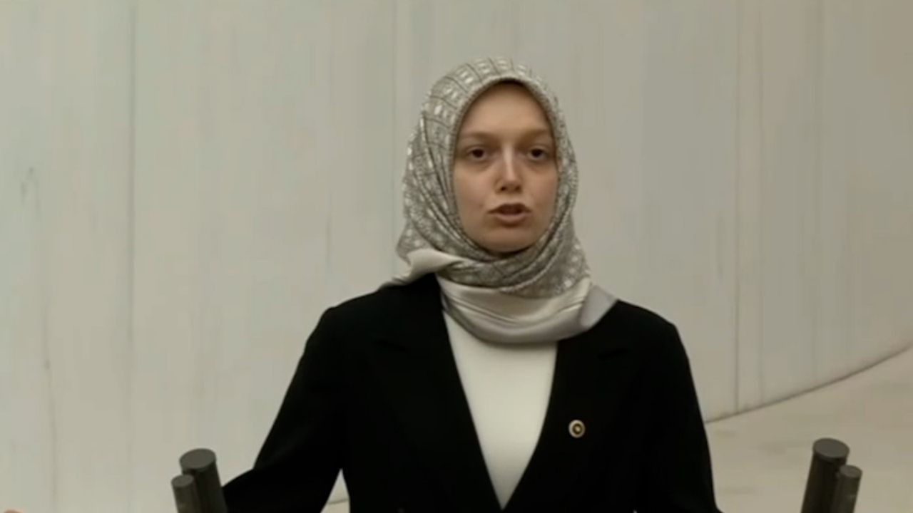 Zehranur Aydemir kimdir, mühendislik ve siyaset kariyeri nasıl başladı?