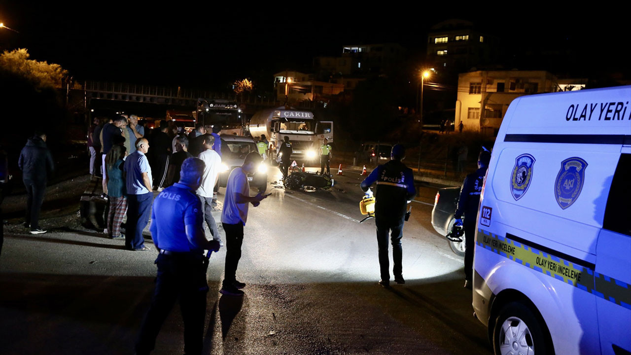 3 ilde feci kaza! Ölü ve yaralılar bulunuyor