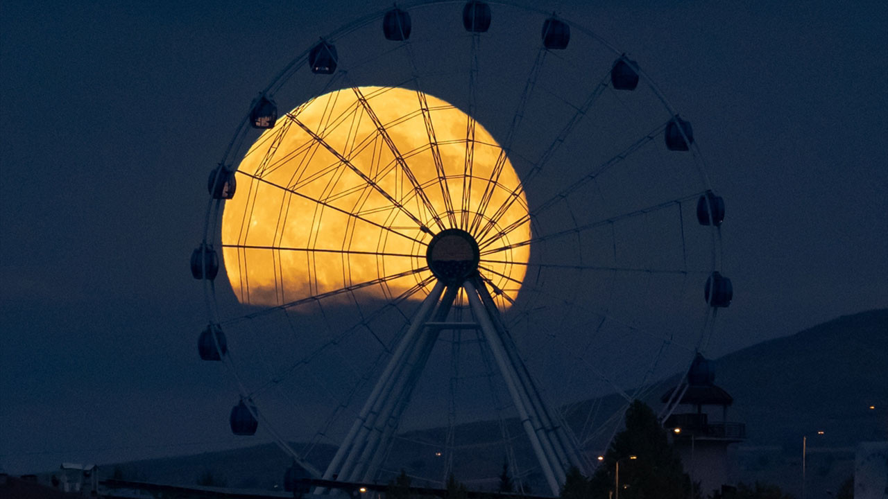 Ankara’da dolunay manzarası Gölbaşı’nda görsel şölene dönüştü