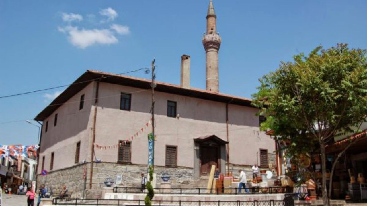 Ankara'nın otantik ibadethanesi: Ahi Elvan Camii