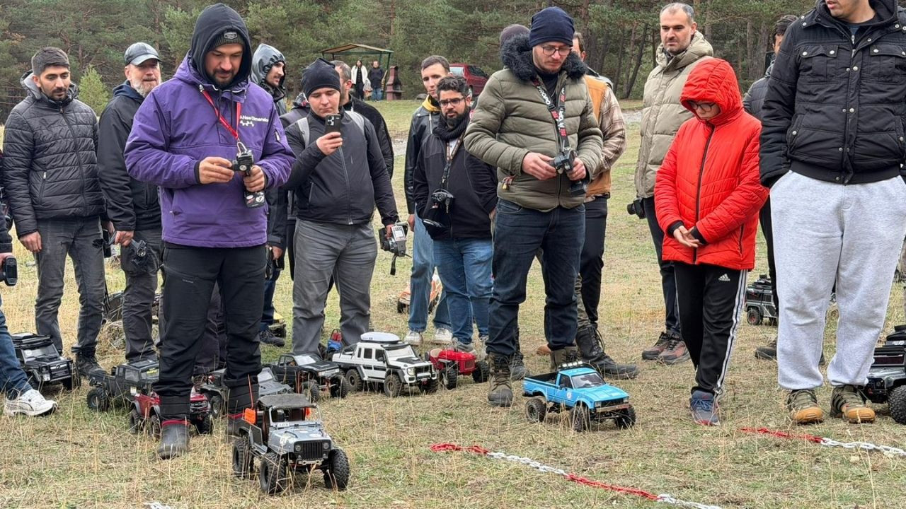 Türkiye'nin en büyük RC Araç Buluşması Kızılcahamam Karagöl’de gerçekleşti