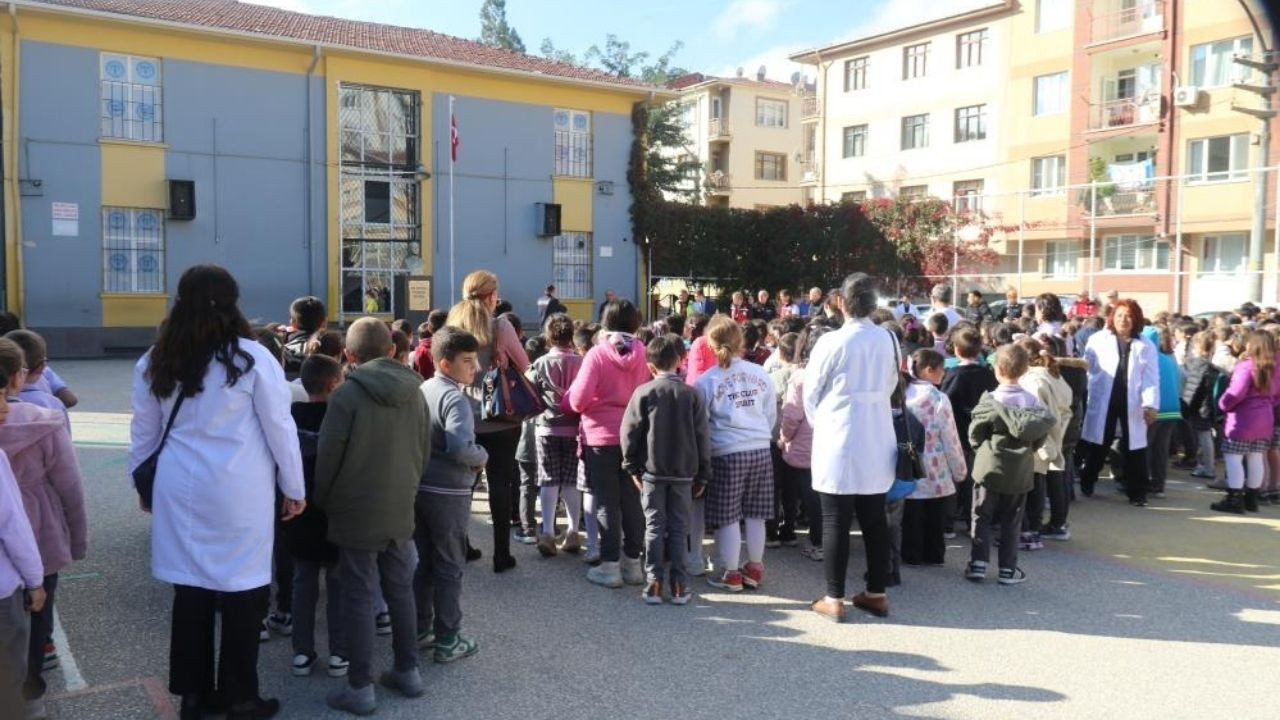 Eskişehir'de miniklerin afetlere karşı bilinci yükseltiliyor