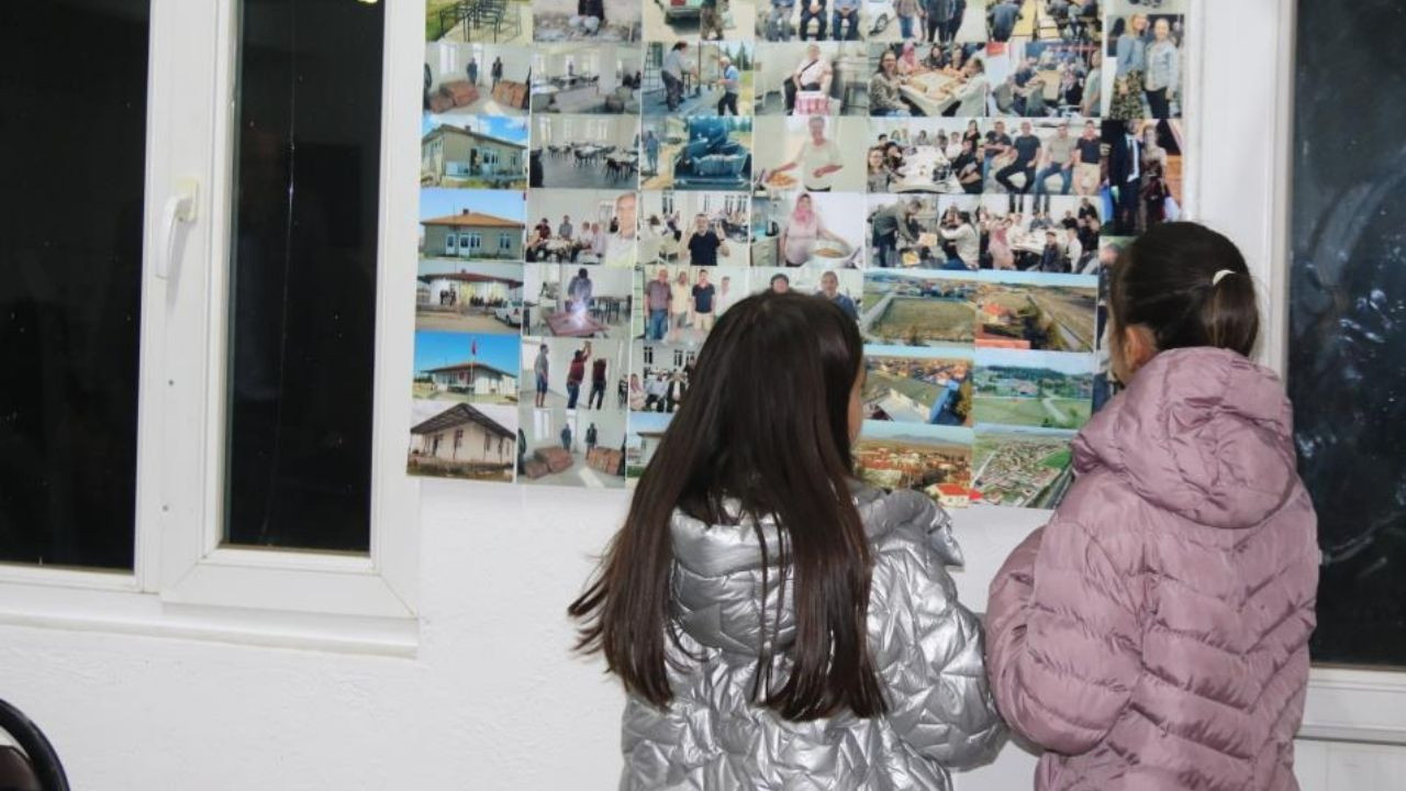 Eskişehir'deki geçmiş duvarlara taşındı: Fotoğraflarla köy hafızası canlanıyor