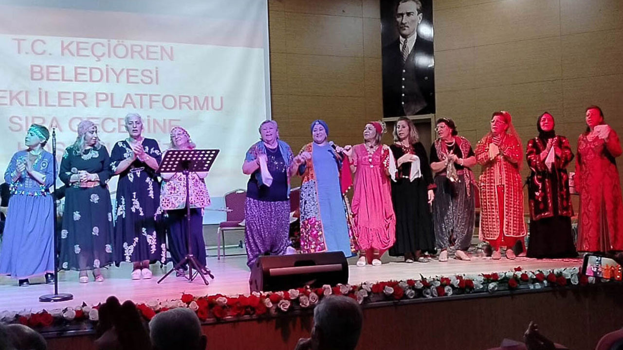 Keçiören’de sanat ve eğlence bir arada: Emekliler sıra gecesinde buluştu