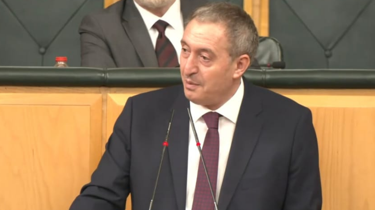 DEM Parti grup toplantısında kritik çağrı: "Öcalan dinlenmeli, yönümüz 'üçüncü yol'"