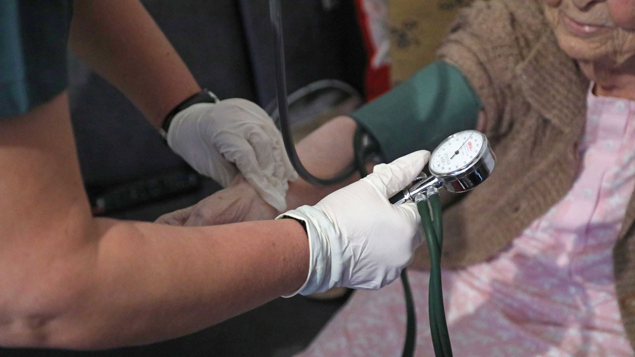 Çankaya Belediyesinden bin 760 vatandaşa evde sağlık hizmeti