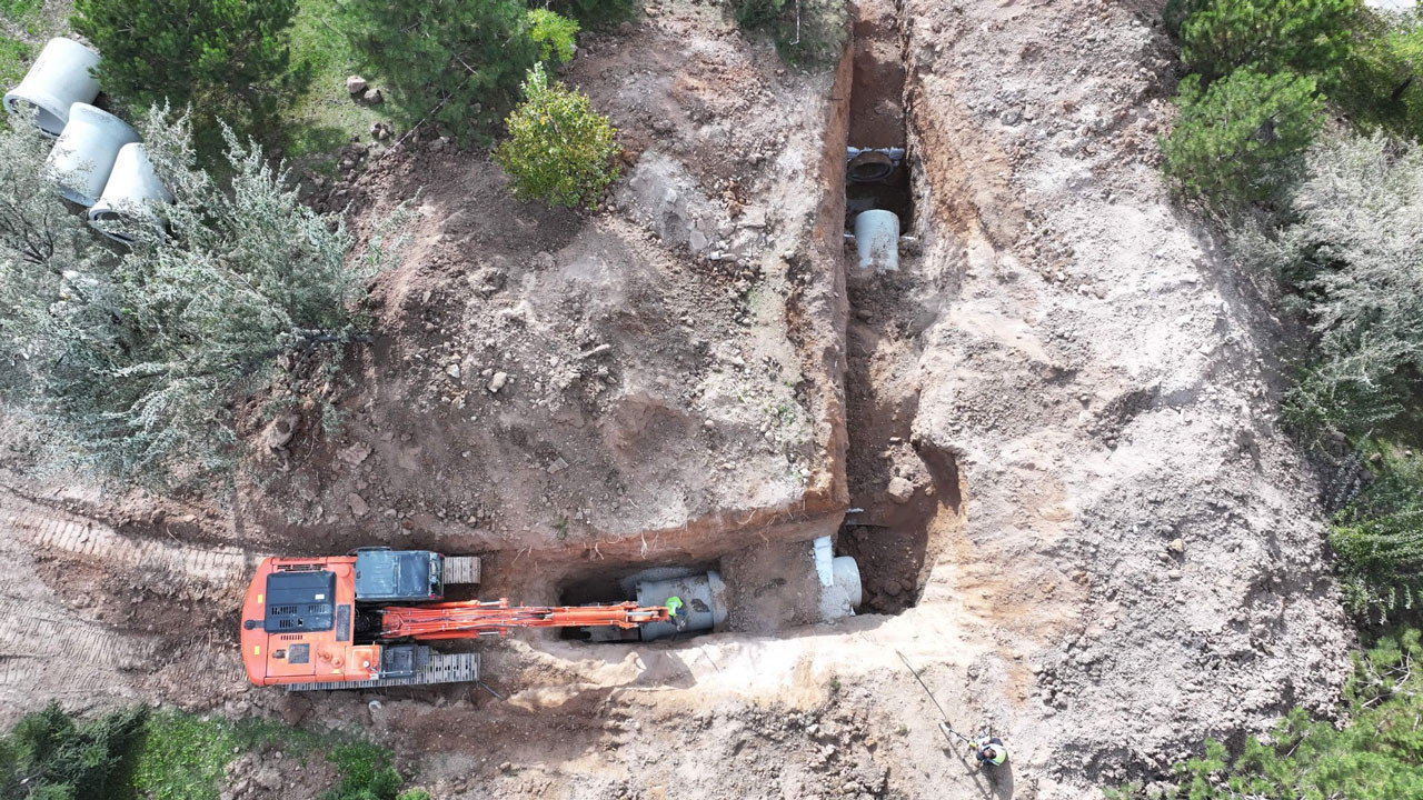 Gölbaşı’nda altyapı atağı: Alparslan Türkeş Parkı’ndaki yağmur suyu sorunu çözülüyor