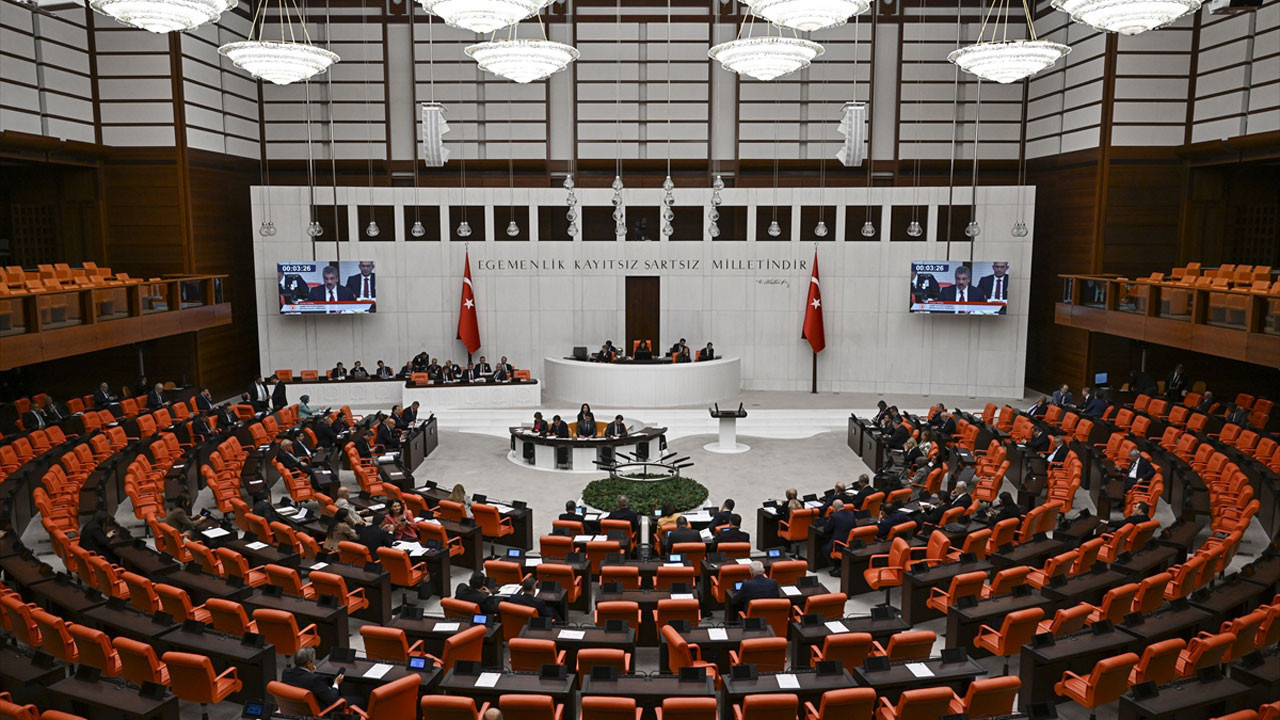 AK Partiden vergi sistemi reformu: Yeni kanun teklifi TBMM'ye sunuldu