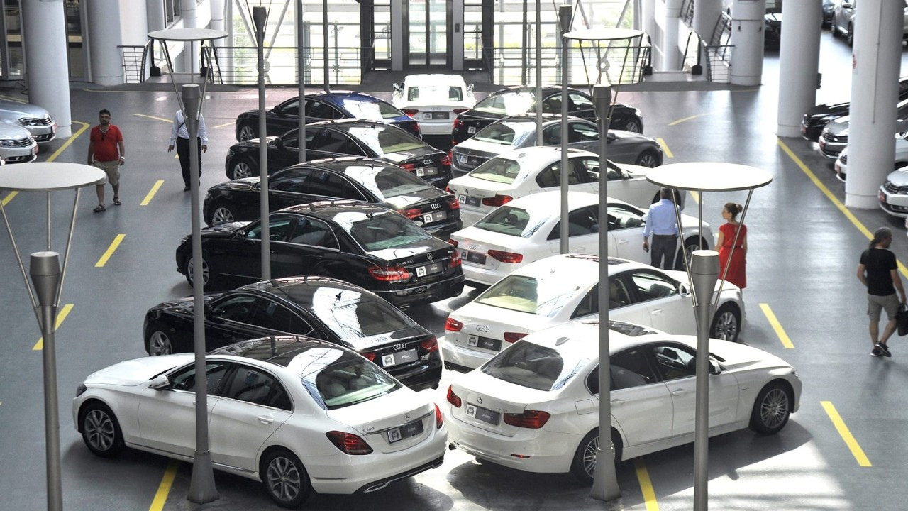 Araba bulamıyoruz diyenler şaşıracak: TÜİK trafiği saydı, rekor sayı çıktı!