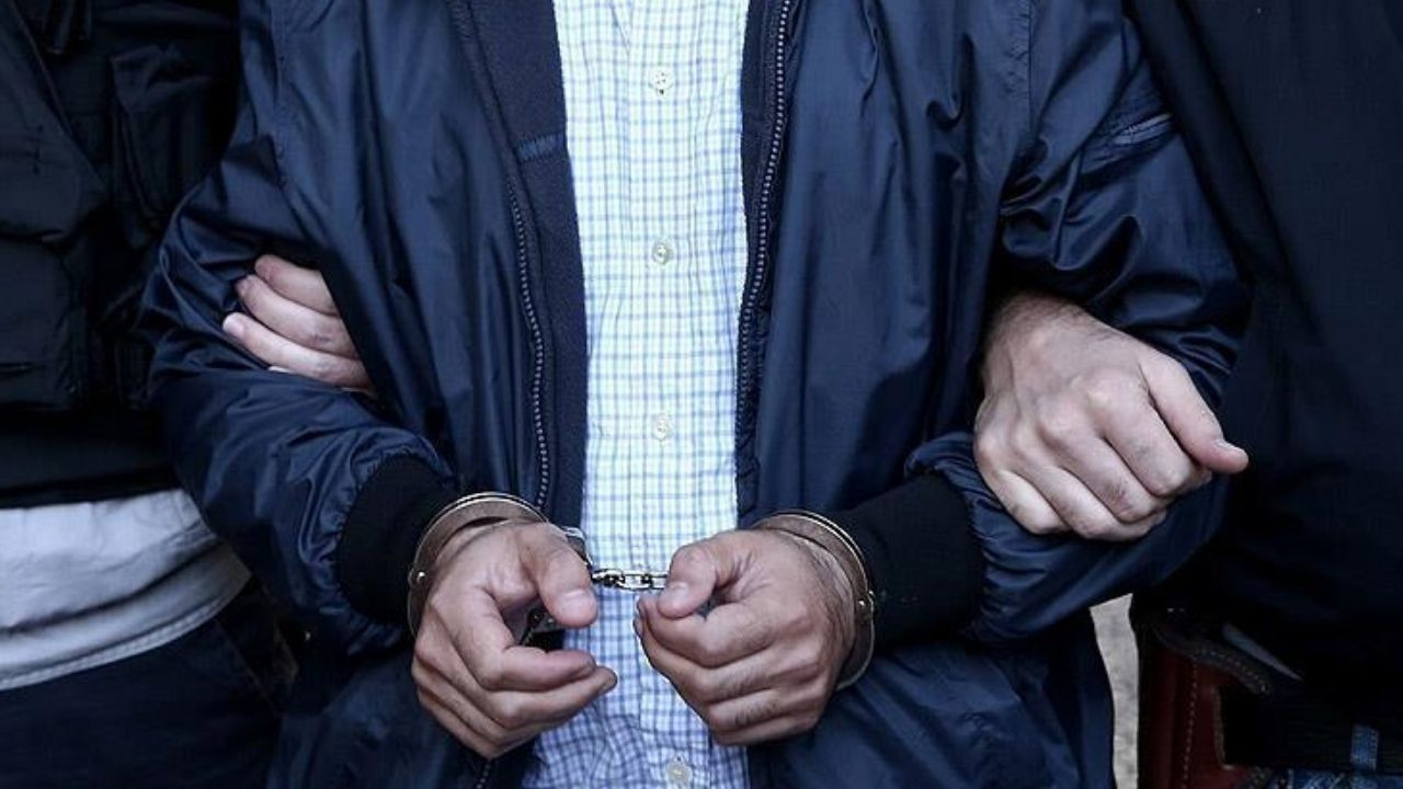 Nevşehir’de gerilim dolu saatler: Önce bıçakladı sonra intihar etmek istedi!