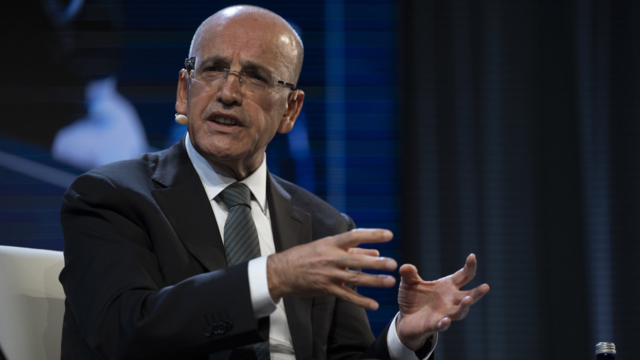 Mehmet Şimşek'ten dezenflasyon mesajı: "iç ve dış türbülanslara rağmen..."