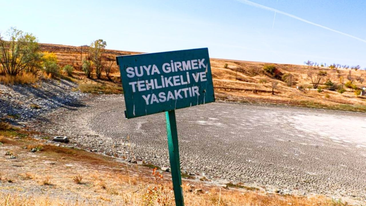 Ankara’da kuraklık alarmı: Kızılca Göleti tamamen kurudu!
