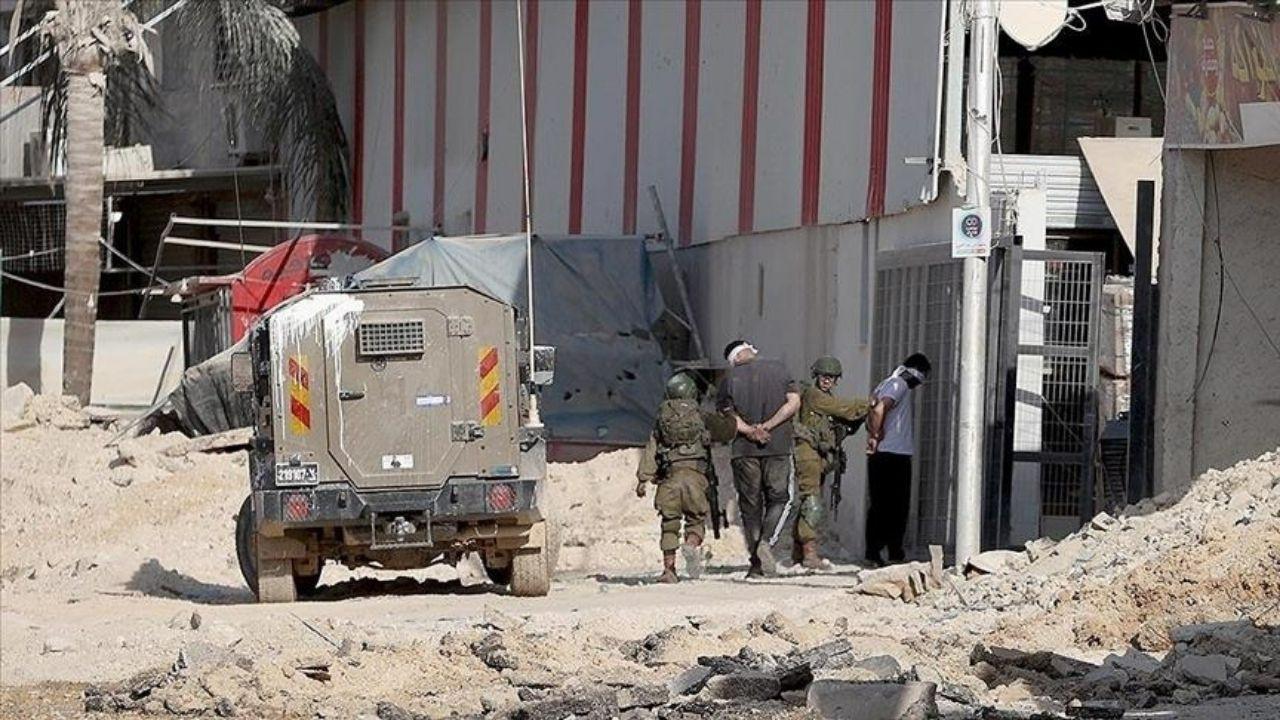 İsrail bu kez üçü çocuk 20 kişiyi gözaltına aldı