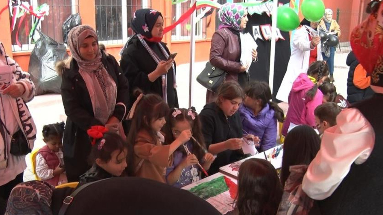 Ankara’da ‘Bir Okul Bin Umut Gazze Hayır Panayırı’ düzenlendi!