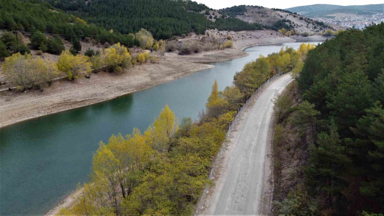 Yozgat’ta ağaçlar görsel şölen sunuyor