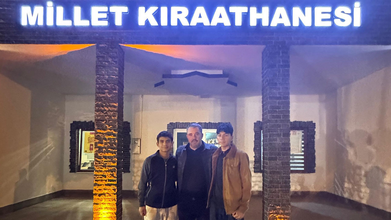 Başkan Ertuğrul Çetin, Pursakar’daki Millet Kıraathanelerinde gençlerle buluştu