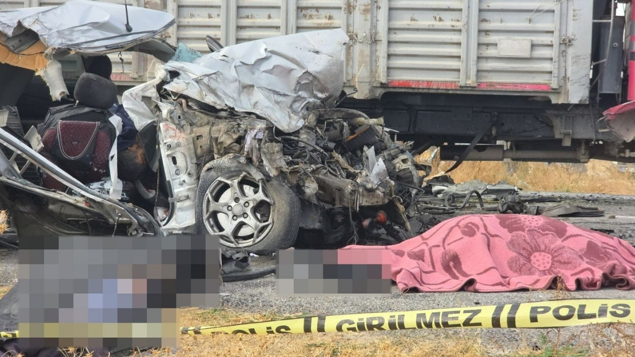 Aksaray’da yürek yakan kaza: Aynı aileden 3 kardeş hayatını kaybetti