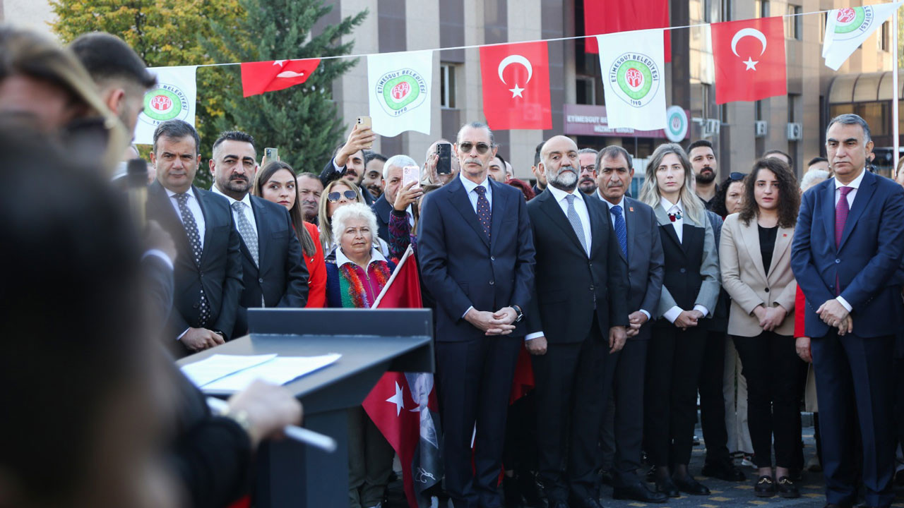 Etimesgut Belediyesi 29 Ekim’e hazır: Ahi-Kent Lokantası açılıyor, Levent Yüksel sahne alıyor!