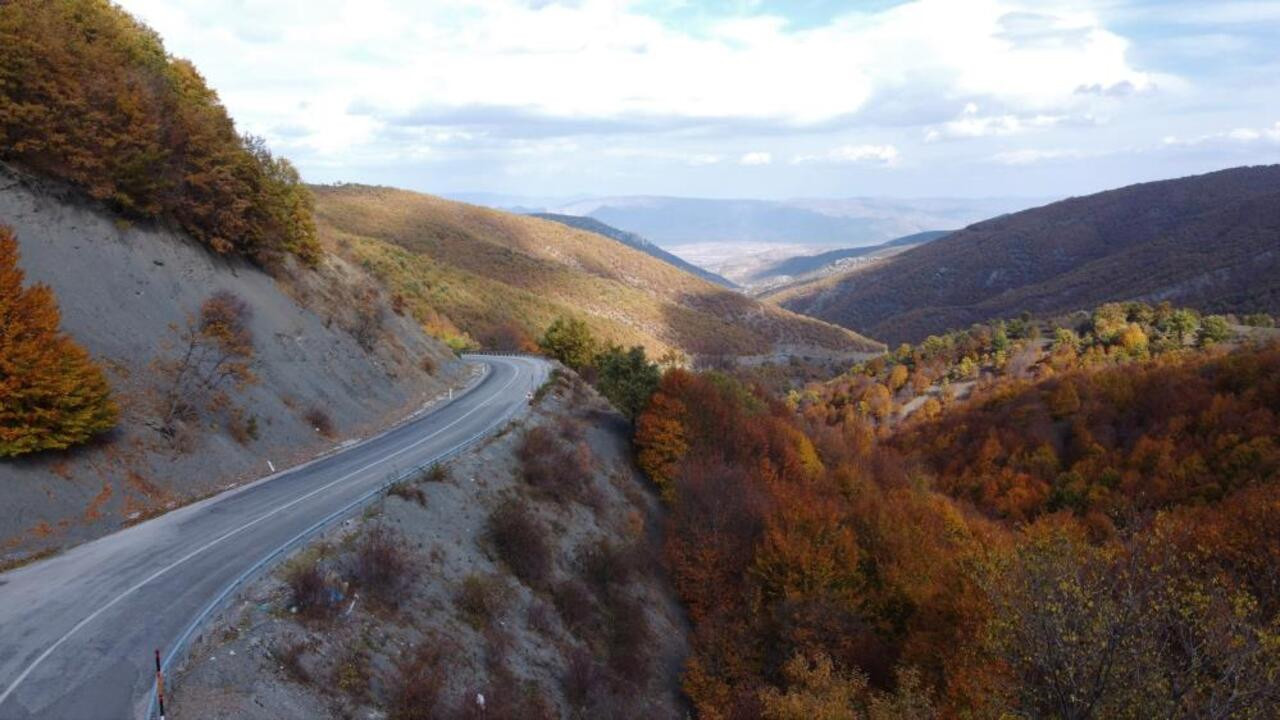 Yozgat’ın bin 550 rakımlı o geçidinde güz mevsiminin güzelliği, göz kamaştırıyor