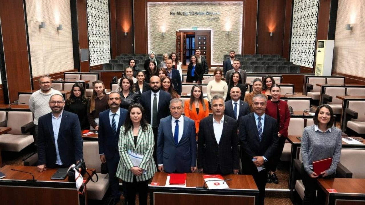 Keçiören, kentsel dönüşüme hukuki ve teknik zemin hazırlıyor: Uzmanlardan belediye personeline kapsamlı eğitim