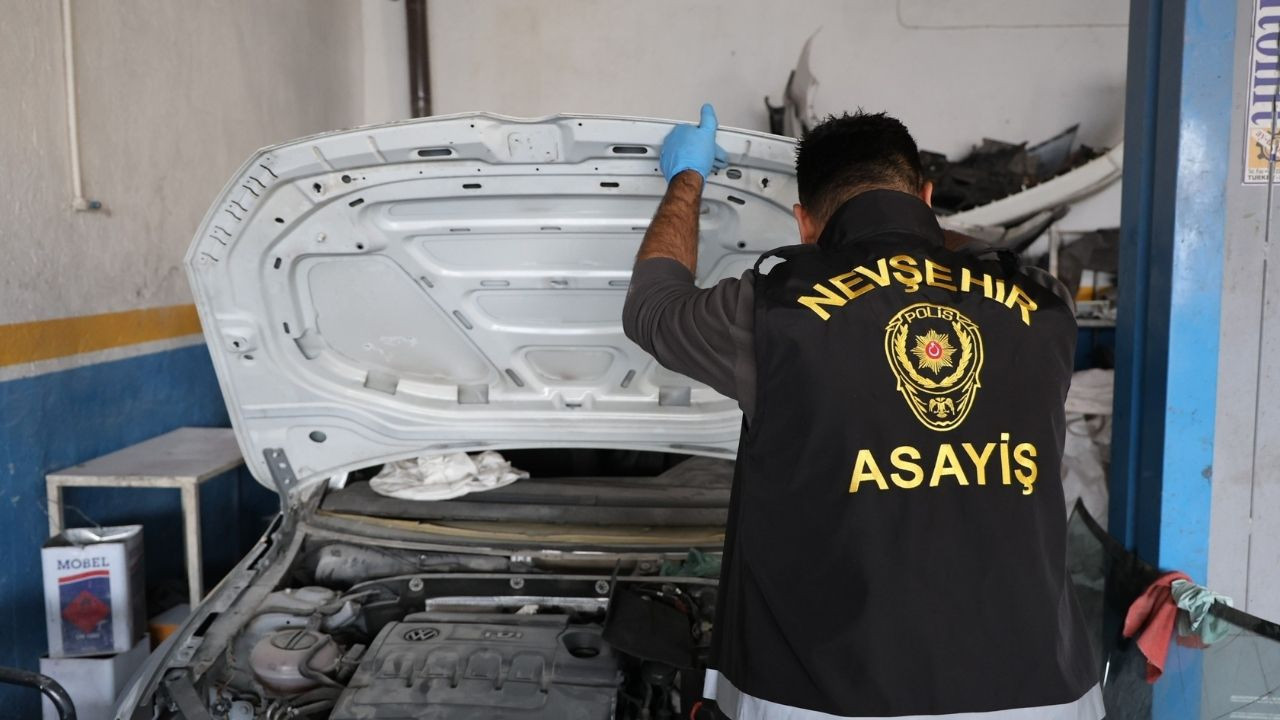 Üç ilde eş zamanlı baskın: Ağır hasarlı araçları “Sıfır” diye sattılar!