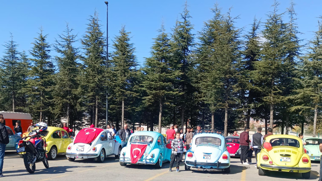 Başkentte gelenekselleşen kutlama: Vosvoslar Cumhuriyetin 102. yılı için bir araya geldi