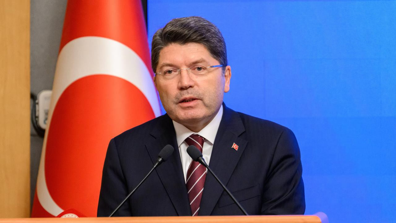 Bakan Tunç'tan Gebze'de çöken binaya ilişkin açıklama: Bilirkişi heyeti görevlendirildi!