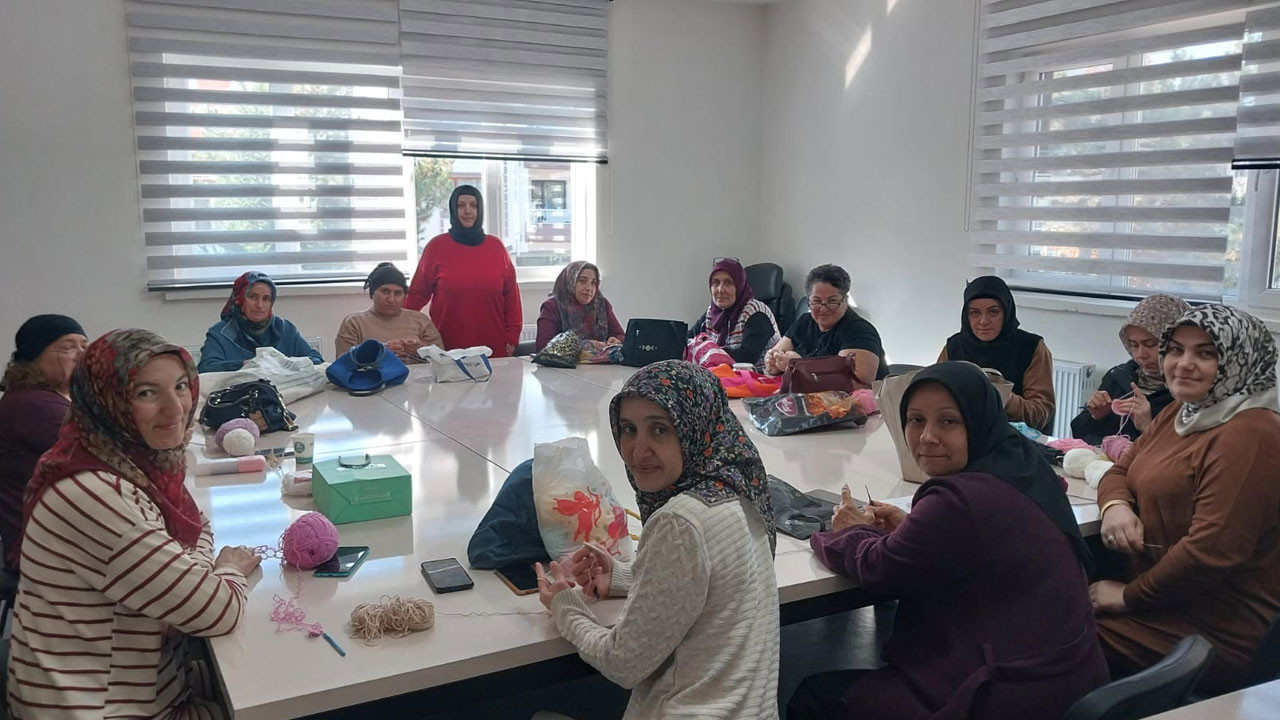 Pursaklar Altınova Ayşe Hatun Hanımevi'nde yeni kurslar başladı