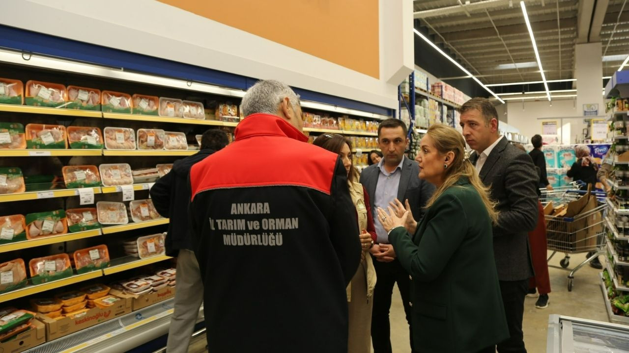 Etimesgut Kaymakamı Gevrek bizzat sahada: Güvenli gıda için tezgahlar mercek altında!