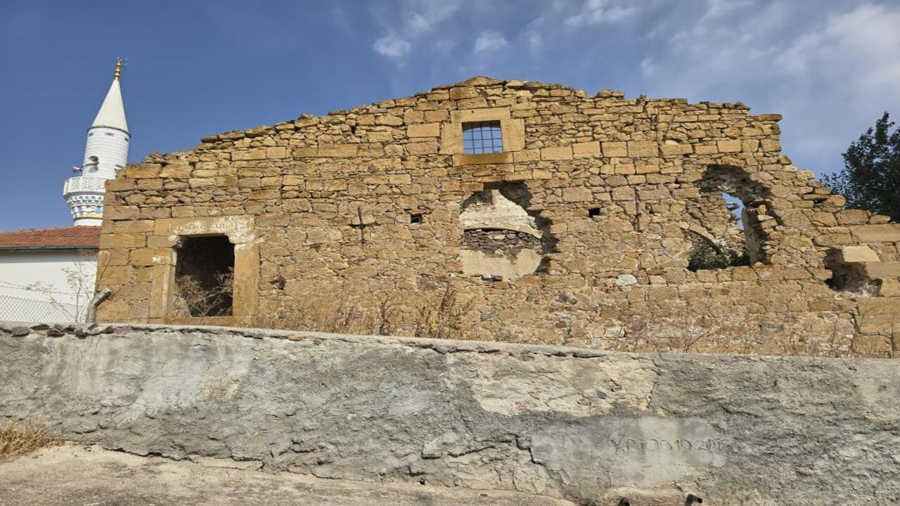 Sorgun’un o köyündeki kilise, 300 yıllık kadim tarihiyle zamana meydan okuyor!