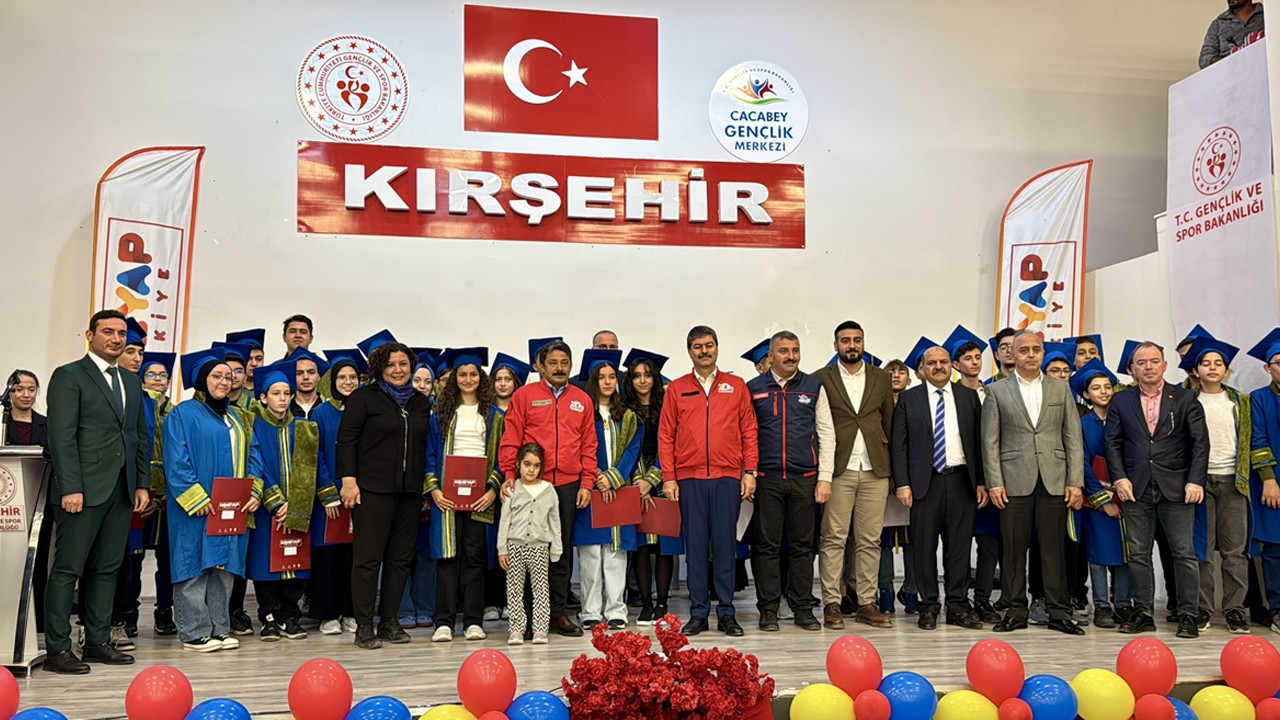 Kırşehir’de geleceğin teknoloji yıldızları mezun oldu!