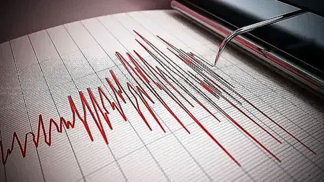 Balıkesir’de korkutan deprem! İstanbul ve çevre iller sarsıldı