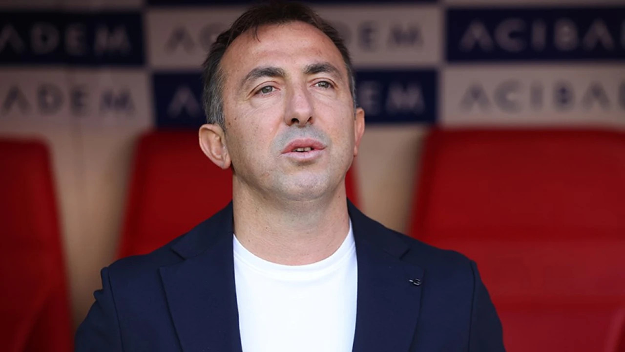 Süper Lig'de bir teknik direktörle daha yollar ayrıldı