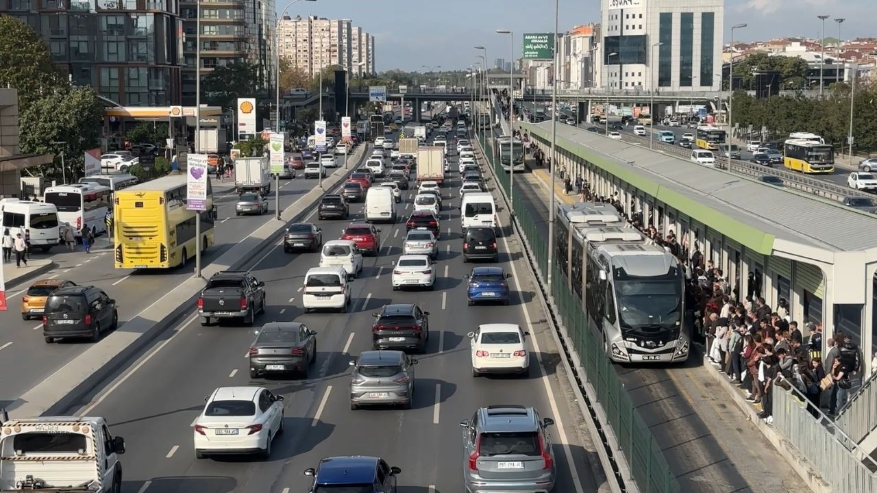 Adana ile Isparta arasında kaç saatlik mesafe var? En uygun rota hangisi?