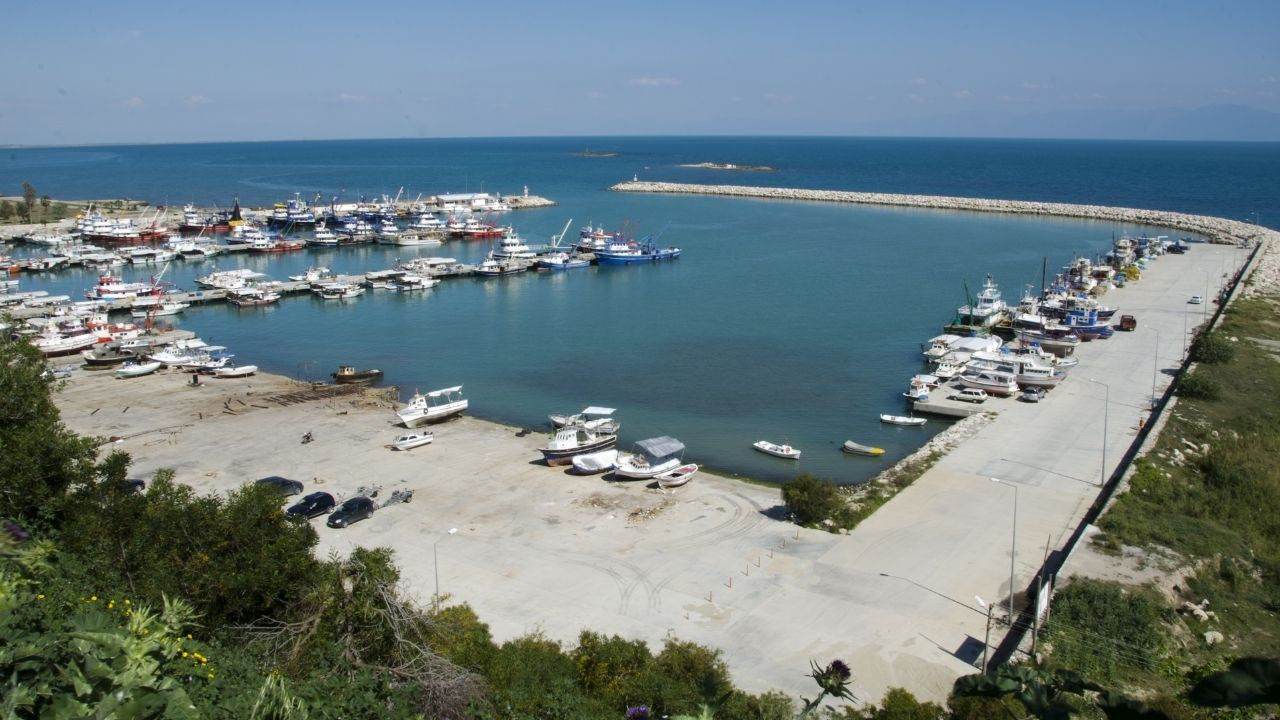 Adana Karataş arası kaç kilometre, kaç saat? Trafiğe takılmadan nasıl gidilir?