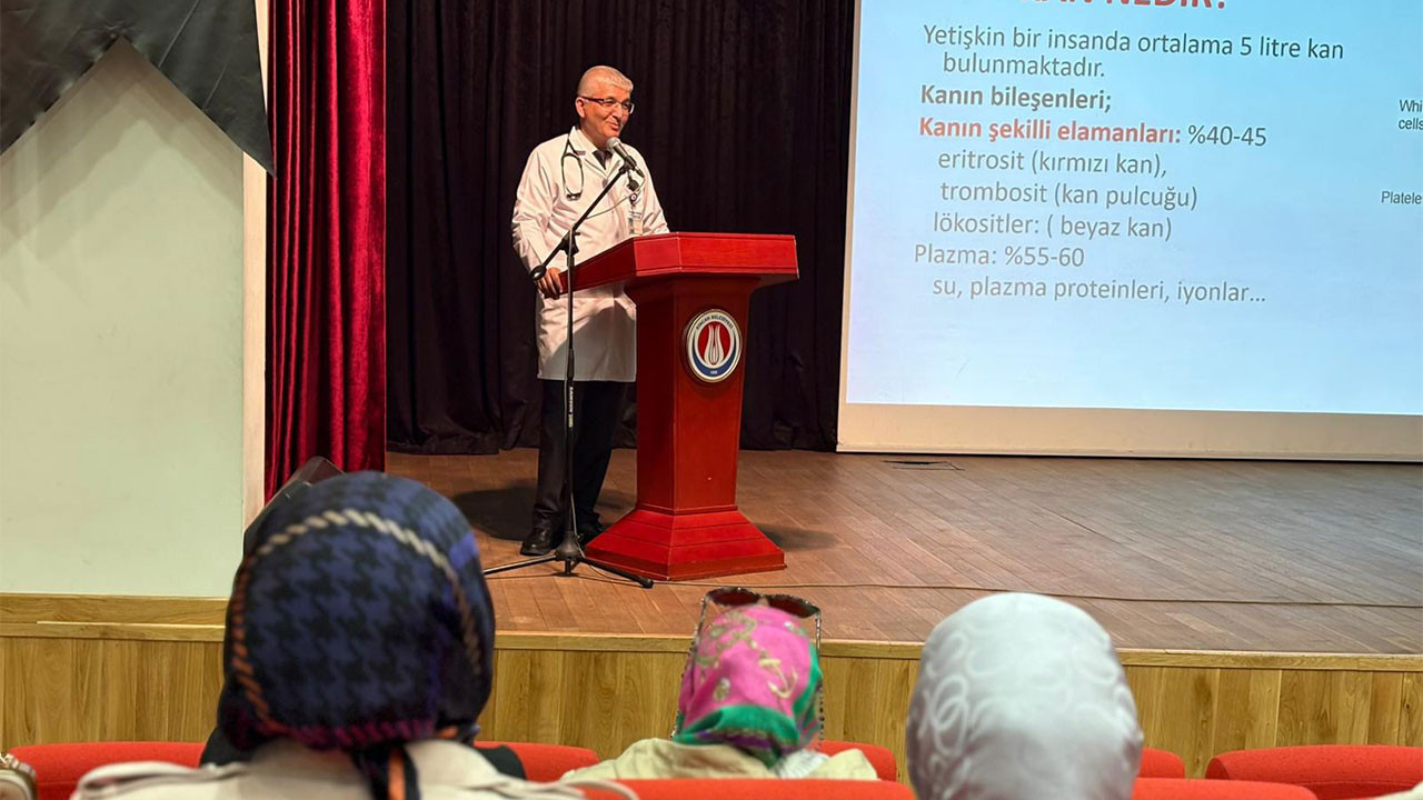 Sincan Belediyesinden toplum sağlığına katkı: Kızılay Haftası'nda kan bağışı semineri