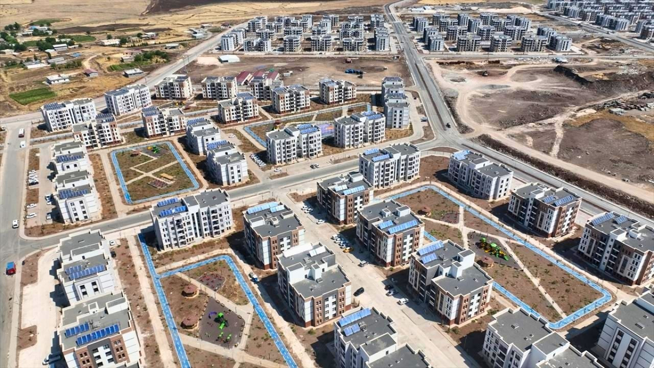 Yüzyılın konut projesi başladı! 81 ilde 500 bin konut için başvurular ne zaman?