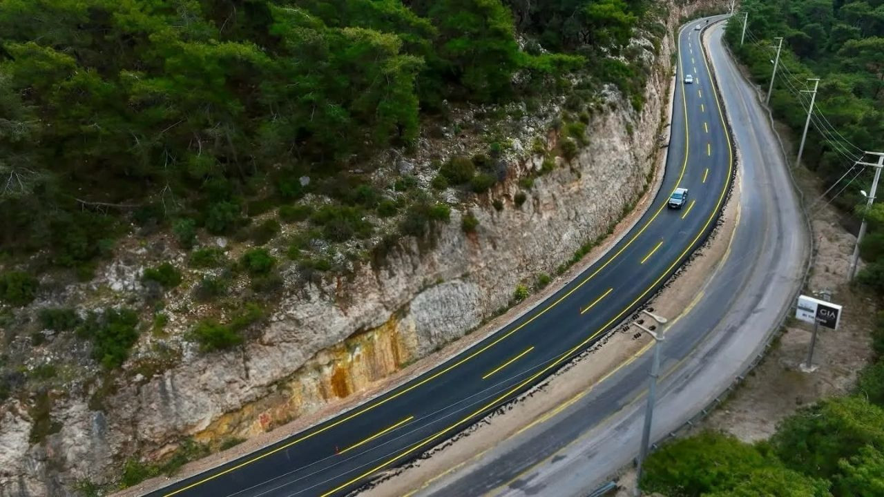Adana-Fethiye arası kaç kilometre ve kaç saat sürüyor? Varış için kaç güzergah vardır?