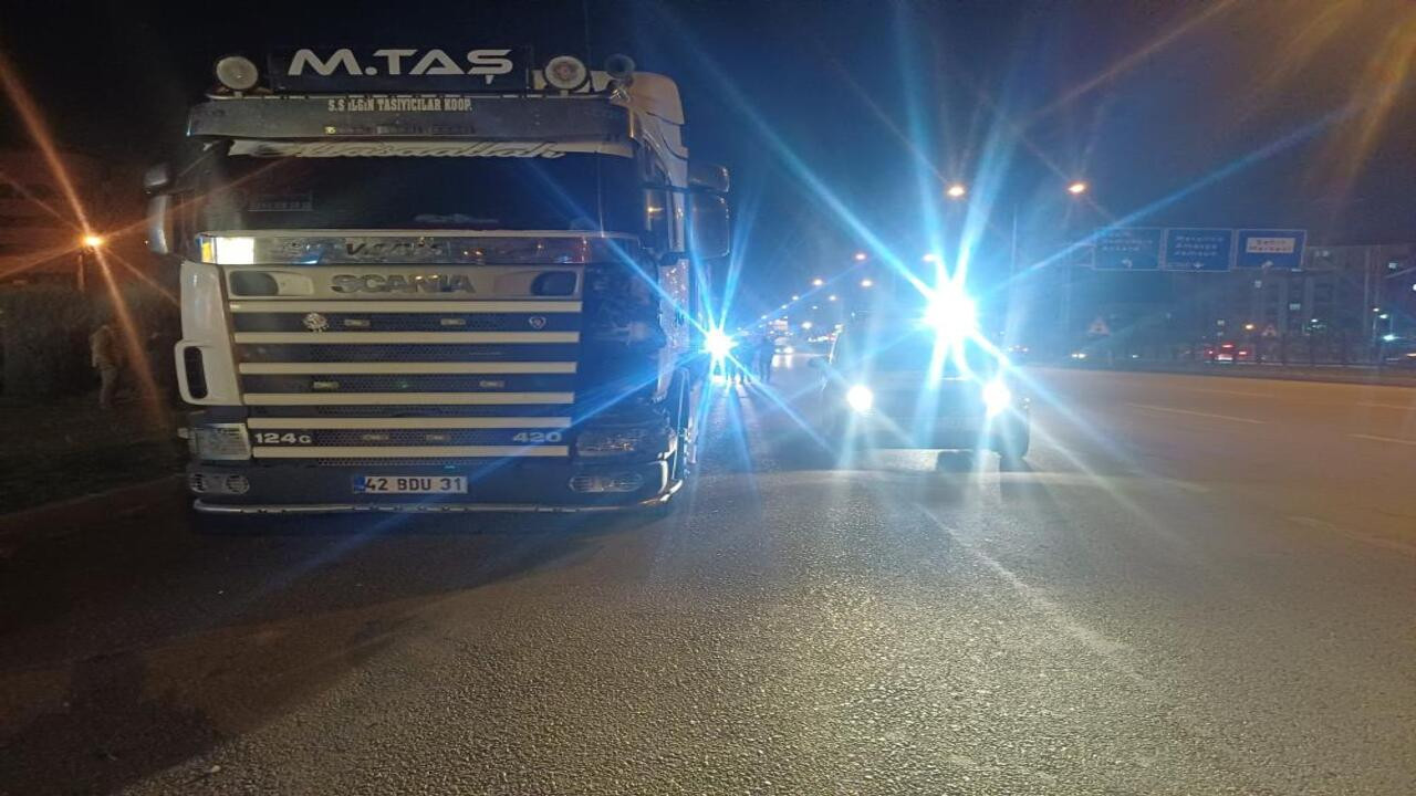 Çorum’da TIR’ın çarptığı kadın, yaşam mücadelesi veriyor!