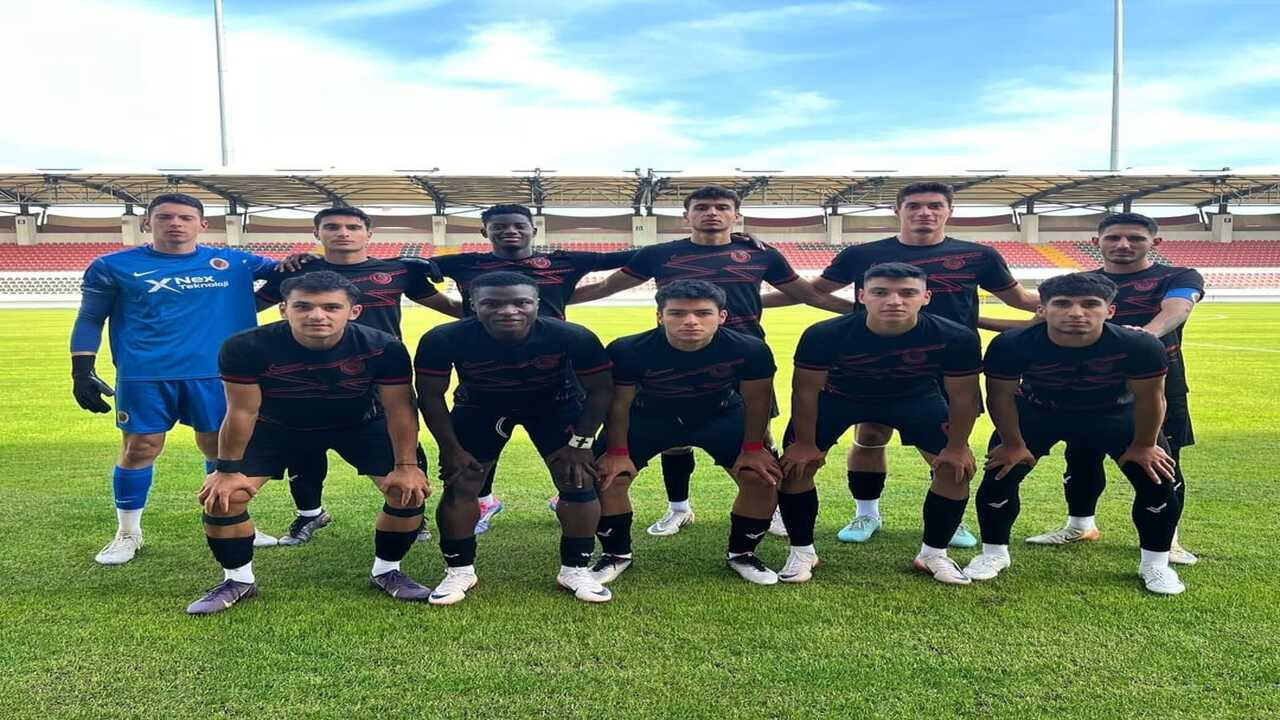 Gençlerbirliği U19, eski golcüsüne emanet!