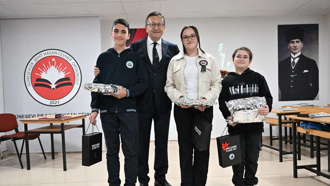 Altındağ'da 180 öğrenci Atatürk için bir oldu