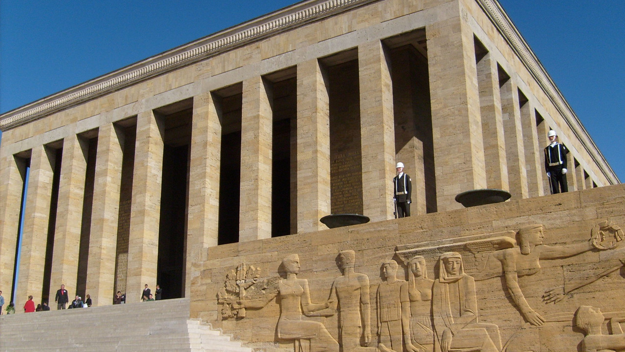 Anıtkabir nasıl inşa edildi?