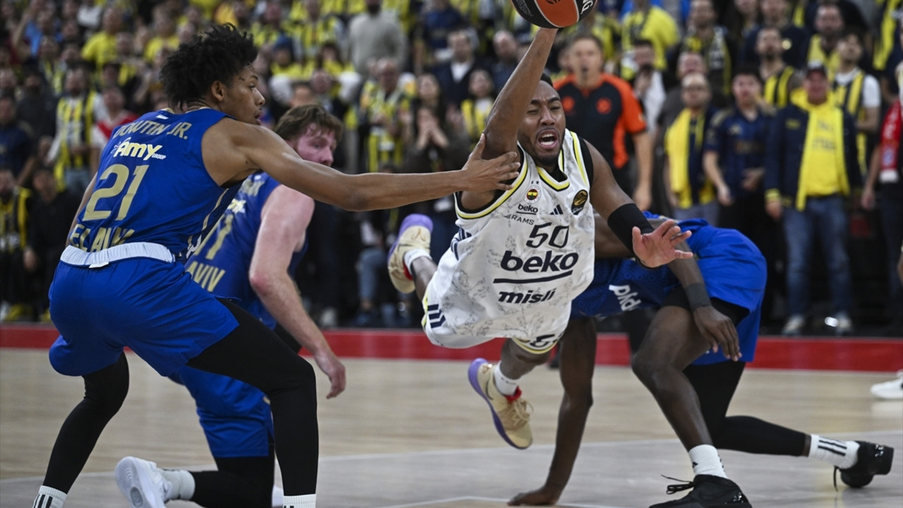 Fenerbahçe Beko ligdeki 5. galibiyetini aldı