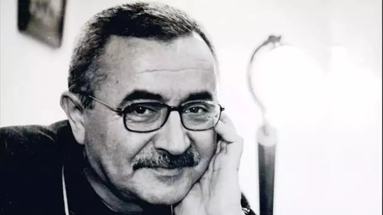 “Eskimiş eşyalarız yeri hiç değişmeyen, yalnızlığı çağrıştırıp yılgınlığı biçimleyen” diyen şair Şükrü Erbaş kimdir?