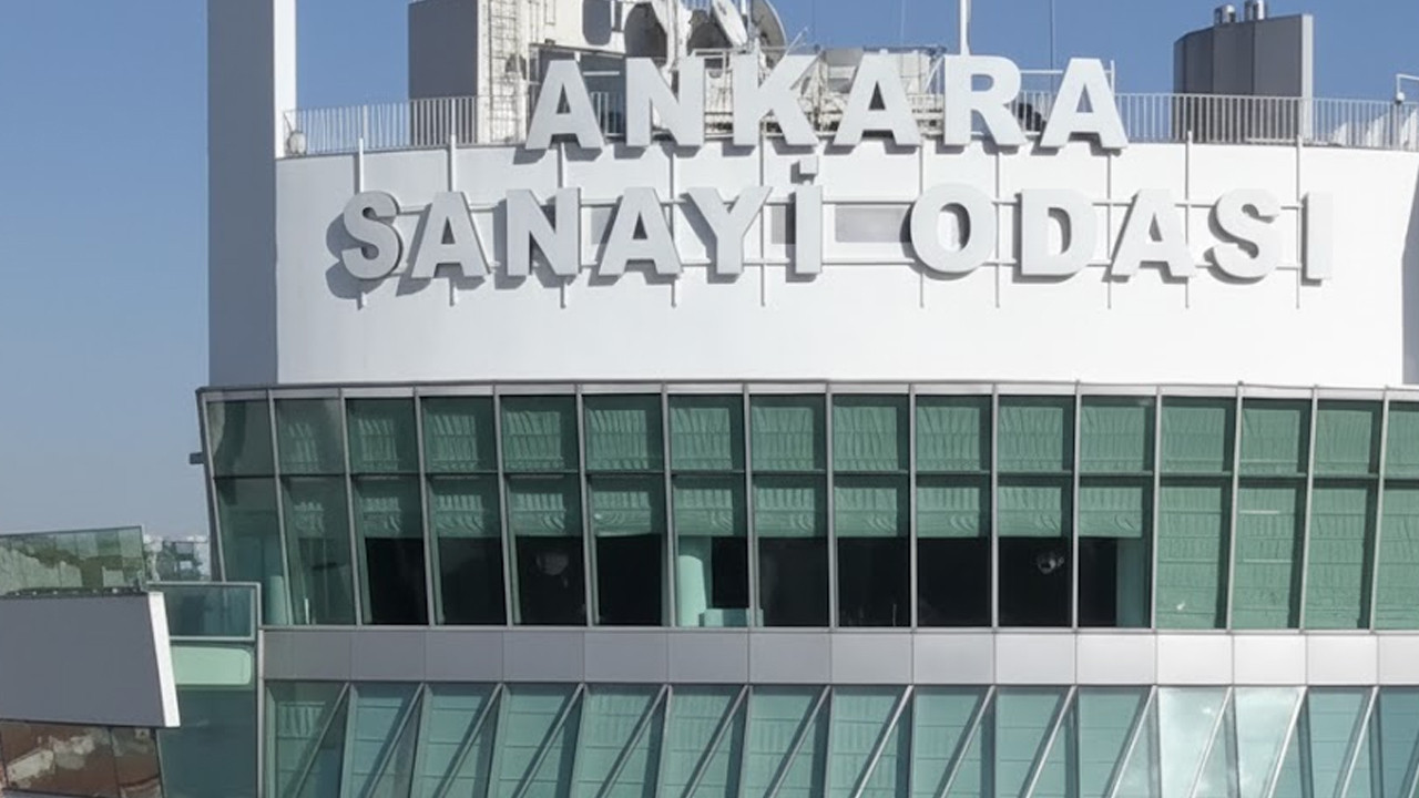 "Karanlıkta Parlayanlar" Ankara’da: Nefes kesen şölen ASO’da sergileniyor!